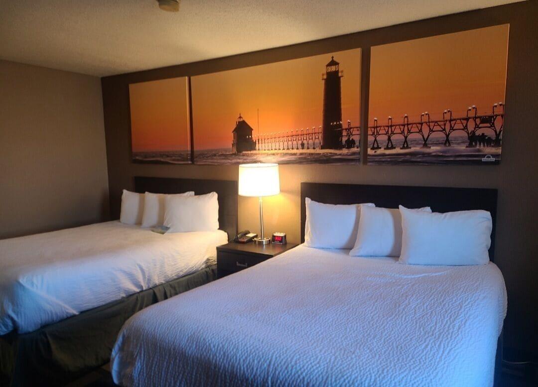 Days Inn By Wyndham Watertown Extérieur photo