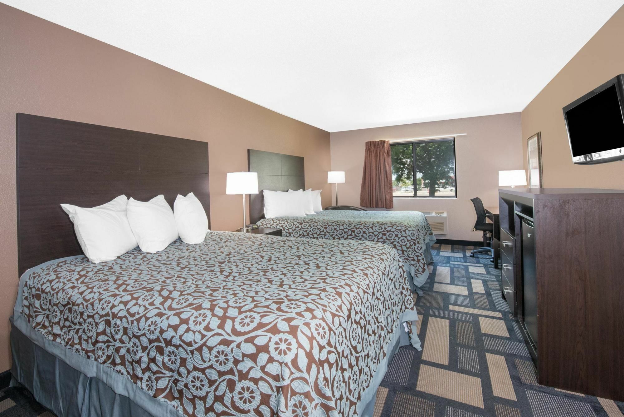 Days Inn By Wyndham Watertown Extérieur photo